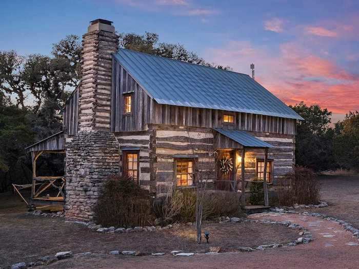 Log cabin near Fredericksburg in the Texas Hill Country