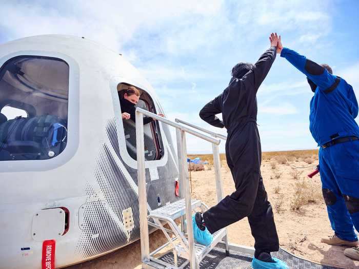 After the landing, the team went inside the capsule to rehearse opening the hatch and exiting the capsule door