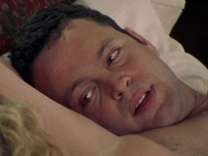 Keith Travers, played by Vince Vaughn, pretended to be a big-time Hollywood agent to woo Carrie but was actually just Carrie Fisher