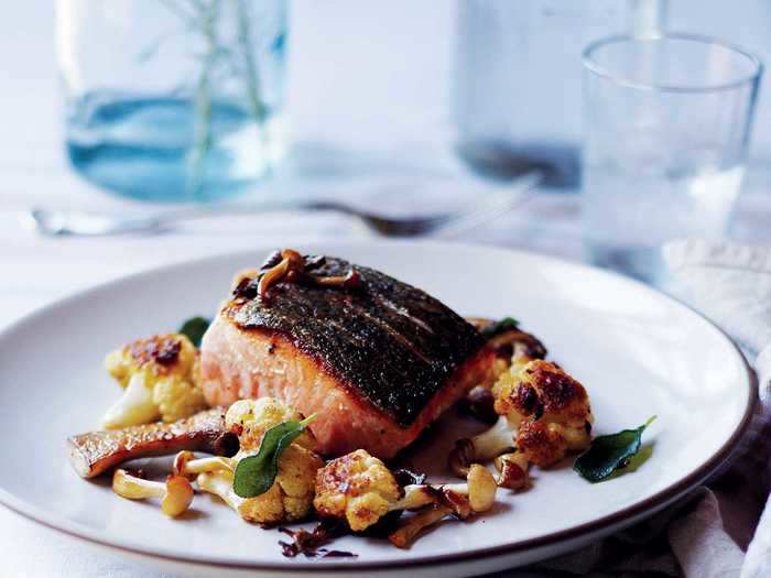 This oven-roasted salmon goes perfectly with cauliflower and mushrooms.