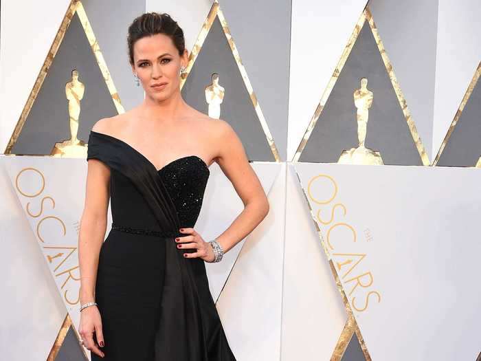 In 2016, Garner wore a striking, off-the-shoulder black gown to the Academy Awards.