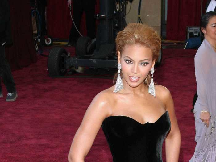 Beyoncé looked timeless at the 2005 Oscars.