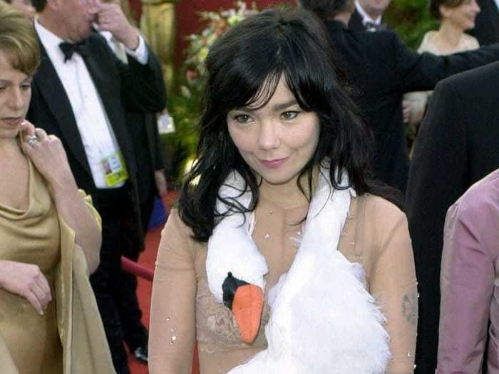 Love it or hate it, Björk had one of the most unforgettable Oscars dresses of all time in 2001.