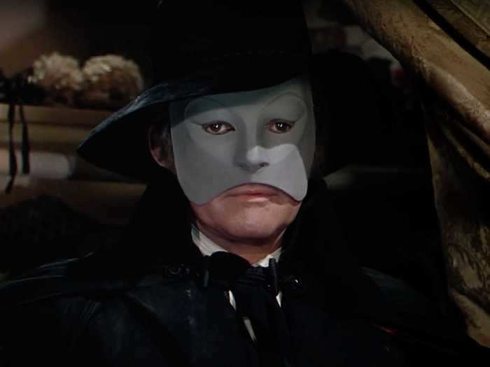 16. "The Phantom of the Opera" (1943) won Oscars for art direction and cinematography.