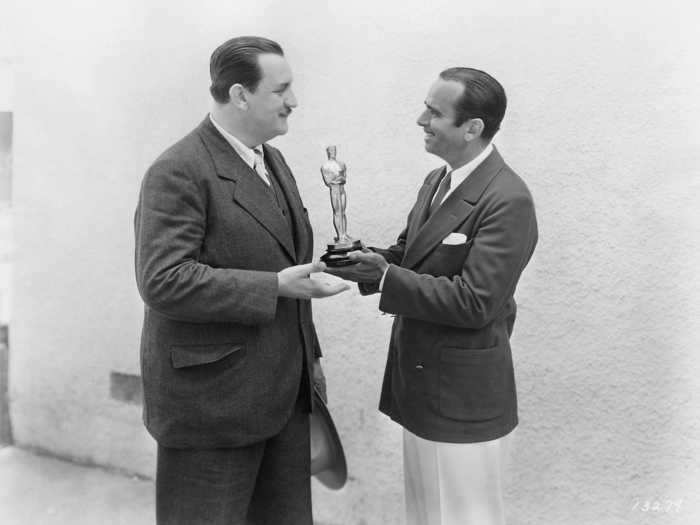 Joseph Farnham won the first and only Academy Award for title writing.