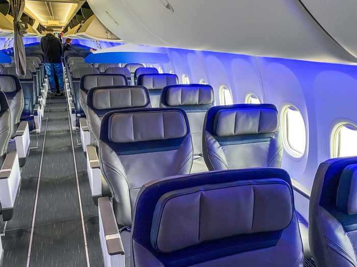 The first class cabin features 16 seats in a standard 2-2 configuration across just four rows.