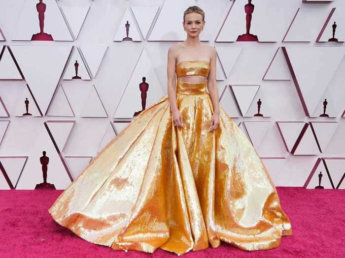 Carey Mulligan rocked a gold two-piece to the Oscars.