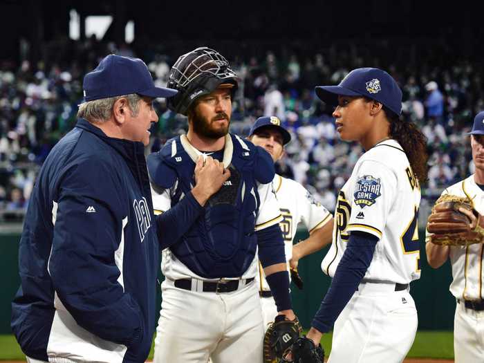 One-season wonder baseball drama "Pitch" can be streamed in a weekend.