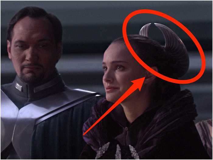 The Rebel logo can be seen in Padmé