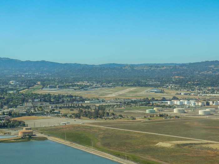 Then, it was time to come in for a landing back at Buchanan Field Airport. Once air traffic control gave us instructions for landing, the remote operator relayed it to the aircraft and we descended to 600 feet for a straight-in approach to Runway 19R.