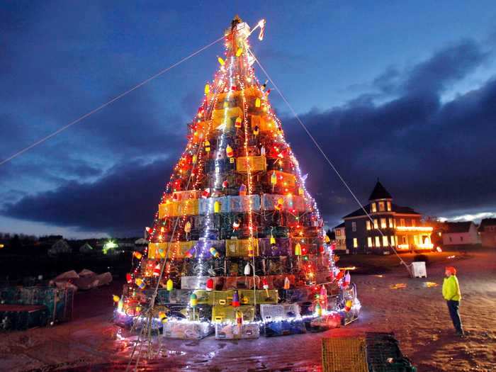 Similarly, Christmas trees made of lobster traps are the perfect symbol for New England.