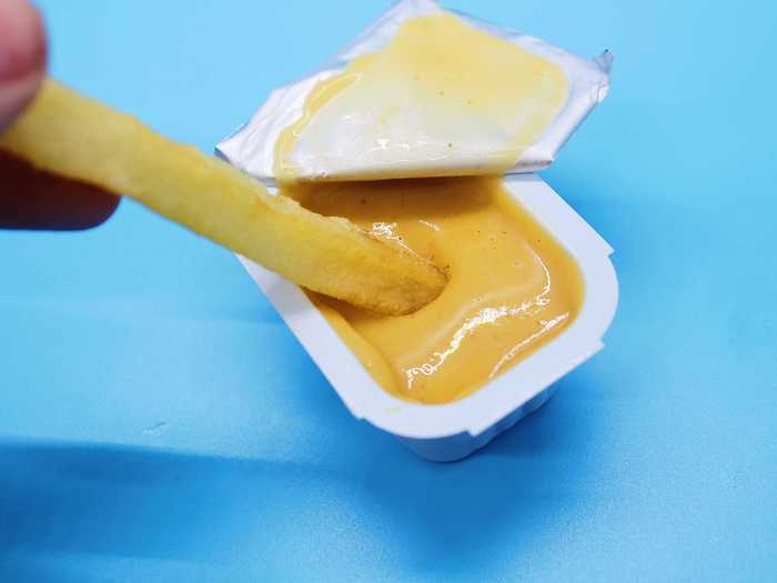 I tried the fries both plain and with a little honey mustard dipping sauce.