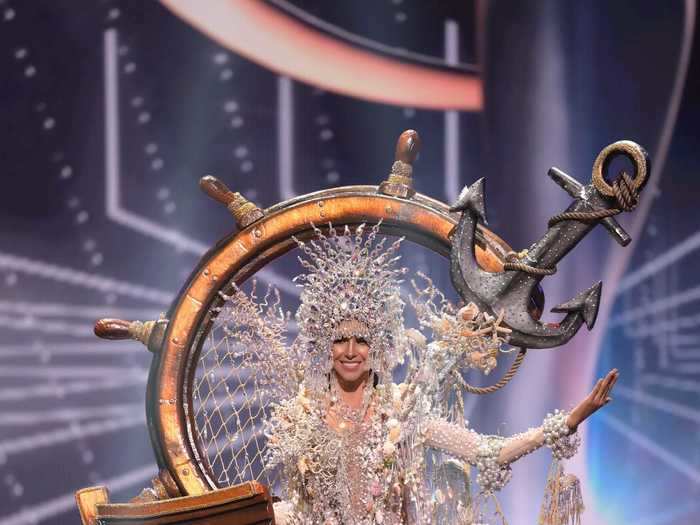 Miss Panama, Carmen Jaramillo, covered herself in sparkling shells and netting for her costume called "La Niña, La Pinta, y La Santa María," named after the ships of Christopher Columbus.