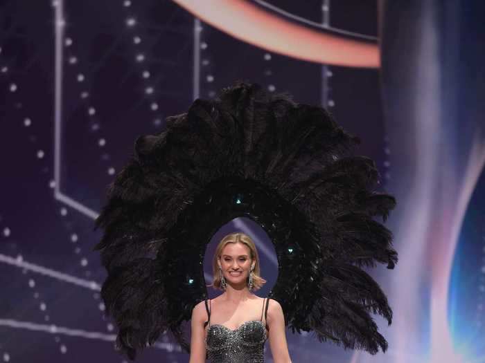 Miss Iceland, Elísabet Hulda Snorradóttir, told Insider that her glittering black gown represents the famous Northern Lights.