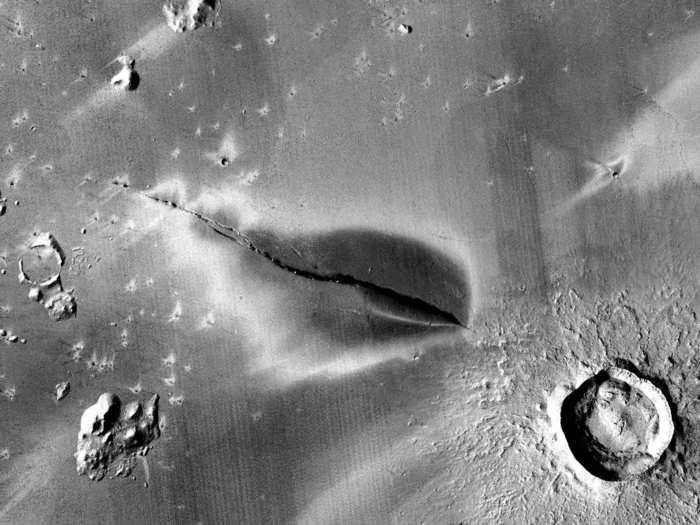 Volcanoes on Mars might still be active