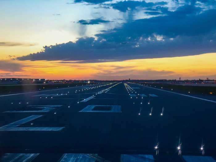 The issue was soon remedied and we quickly took to the skies into a beautiful Minnesota sunset.