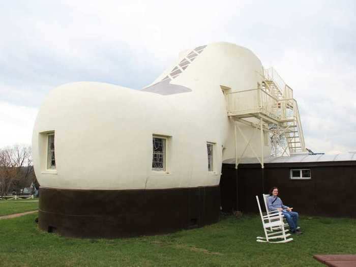 PENNSYLVANIA: Haines Shoe House in Hellam