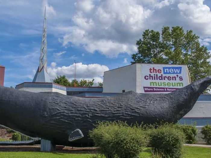 CONNECTICUT: Largest Sperm Whale Replica in West Hartford