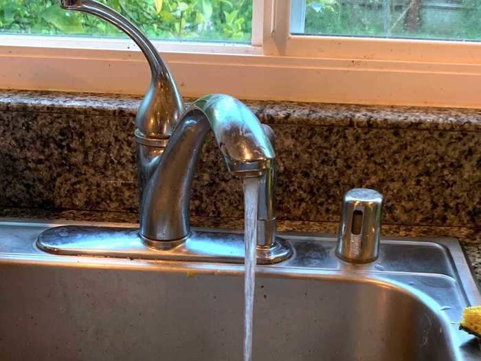 My last step of prep was filling a large bowl with hot tap water.