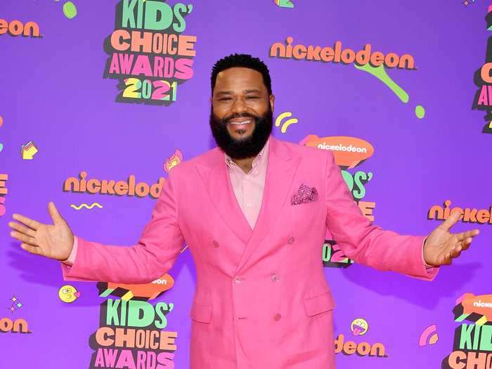 Anthony Anderson also rocked an all-pink look from his pocket square to his shoes at the Kids