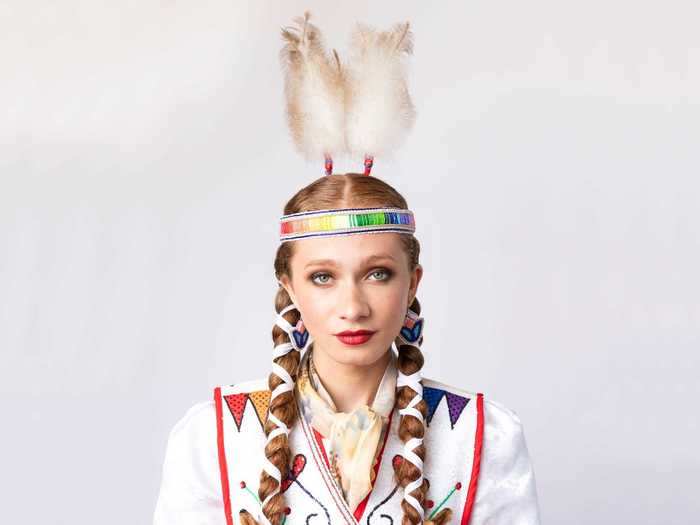 Sherenté Mishitashin Harris, Indigenous leader and powwow dancer