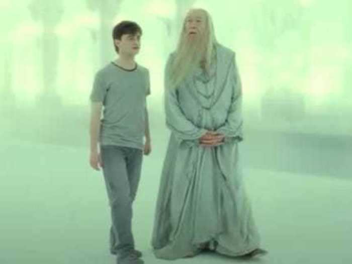 The last outfit Dumbledore wears is far brighter than his other looks.