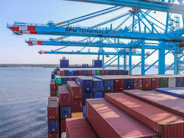 The Port of New York and New Jersey handled 7.5 million TEUs in 2020.