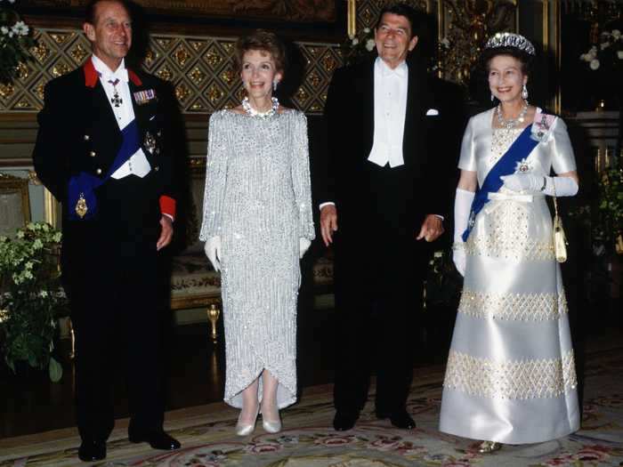 Queen Elizabeth and first lady Nancy Reagan both wore powder blue at a state banquet in 1982.