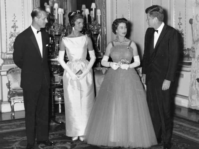 President John F. Kennedy and Jackie Kennedy Onassis visited Buckingham Palace on June 15, 1961.