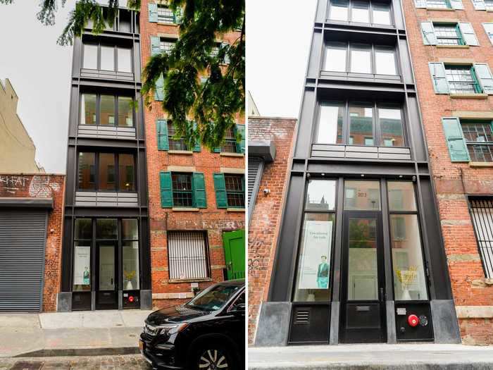 Lower Manhattan is home to a modern-looking skinny residence. Located at 267.5 Water St., the home measures 13 feet wide, listing agent Gordon von Broock of Douglas Elliman previously told Insider.