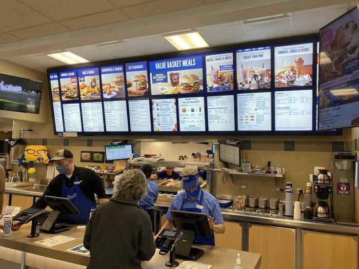 At the counter, I was overwhelmed by all the food options, so I decided to ask the cashier for help.