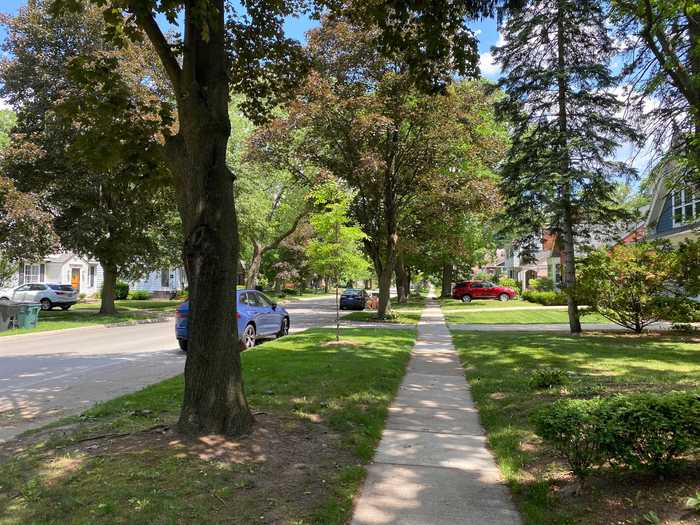 Once I walked away from the main strip of shops and restaurants, I was surprised to find a quaint, suburban neighborhood.