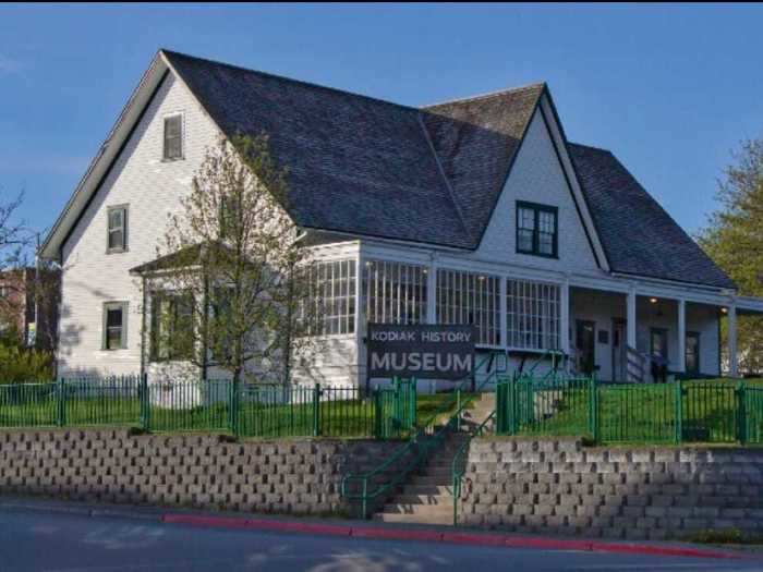 ALASKA: Erskine House in Kodiak