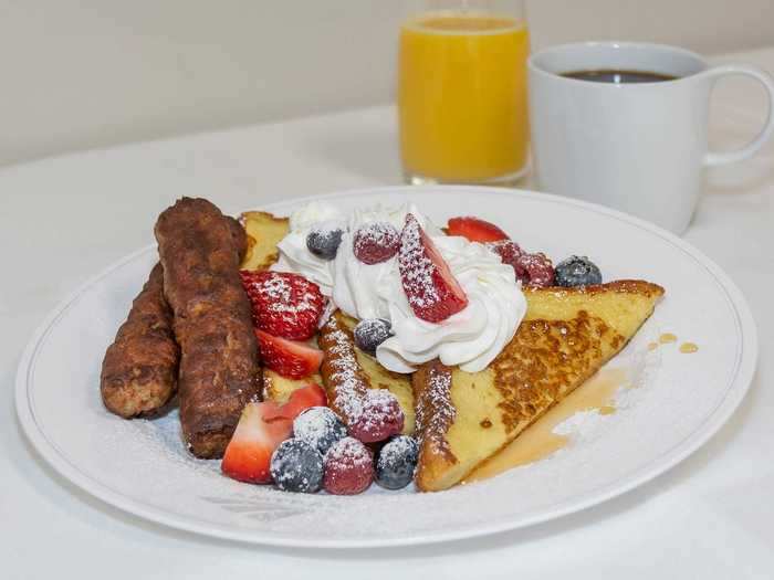 For breakfast, "Amtrak signature railroad French toast" is back by popular demand but with a twist as fresh cream and mixed berries will be added on top.