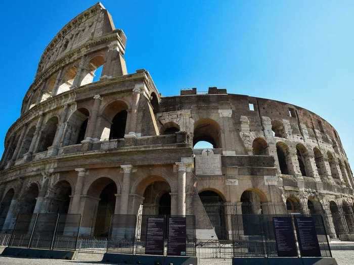 For 2,000 years, the Colosseum in Rome could be explored from the interior and exterior of its walls. Meanwhile, the underground part of the arena was inaccessible.