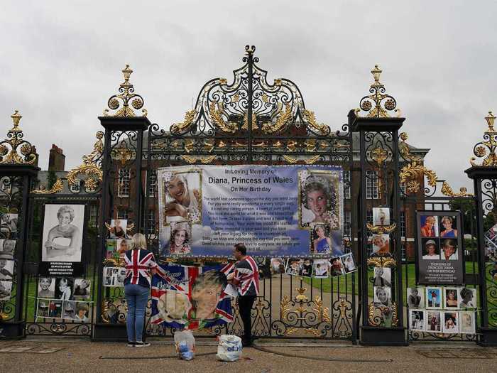 People arrived days before the statue unveiling to start their tribute outside Kensington Palace