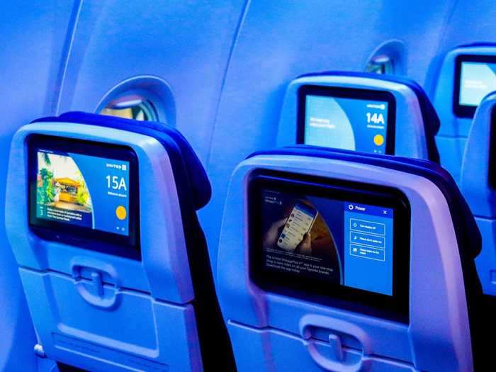 But seat-back screens are back on United and here to stay. American Airlines will be the only member of the US "big three" international carriers without seat-back screens on narrow-body aircraft.