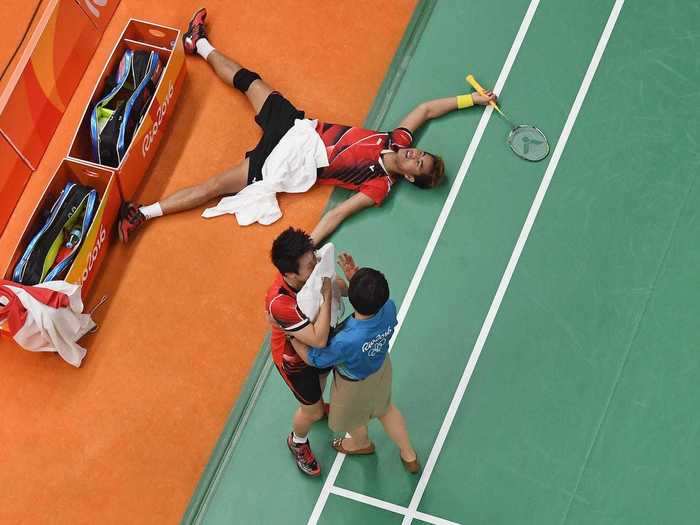 Indonesian mixed doubles pair Tontowi Ahmad and Liliyana Natsir celebrated after winning gold.