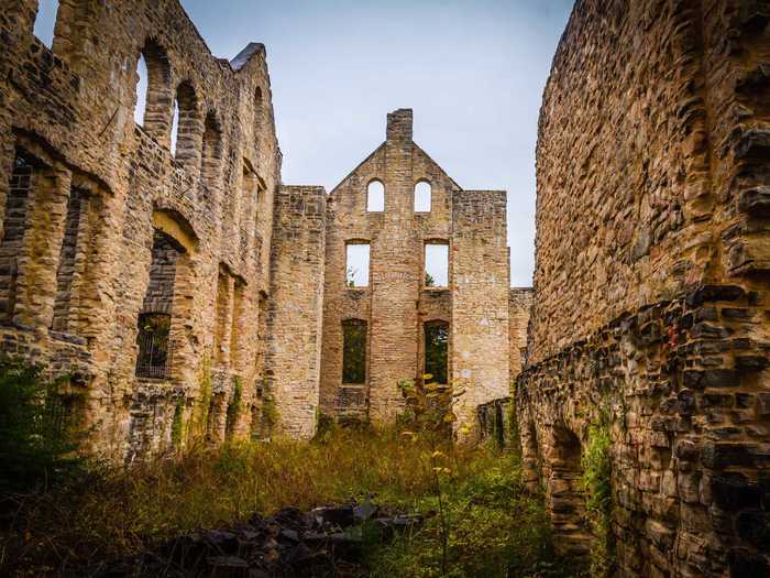 Missouri: Ha Ha Tonka Castle Ruins