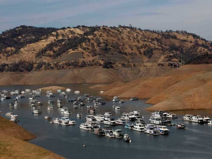 Elsewhere, dropping water levels have forced houseboat owners to remove their vessels from the water. These boats are anchored in Laka Oroville, the second-largest reservoir in the state, which is at less than 40% of its normal capacity.