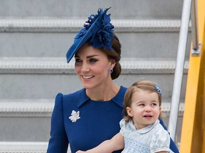 Later that year, the mom and daughter both wore blue for a visit to Canada.