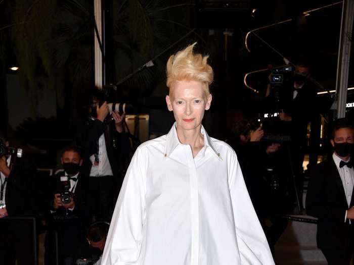 Tilda Swinton chose an oversized blouse and pants for the "Les Olympiades" screening at night.