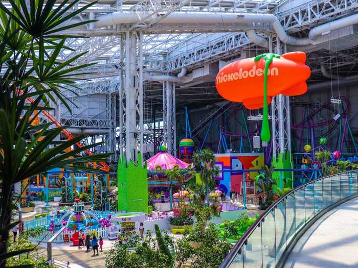 Nickelodeon Universe offers roller coasters and standard theme park attractions while DreamWorks Water Park offers water slides, wave pools, and tube rides.