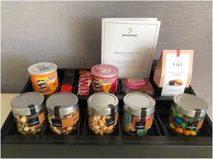 Nuts, sweets, chocolates, chips, and other treats were all placed in the suite for guests, while room service is available 24/7.