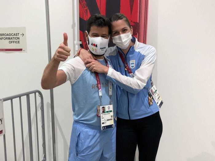 Argentine fencer Maria Belen Perez Maurice got a surprise on-camera marriage proposal from her coach after her match.