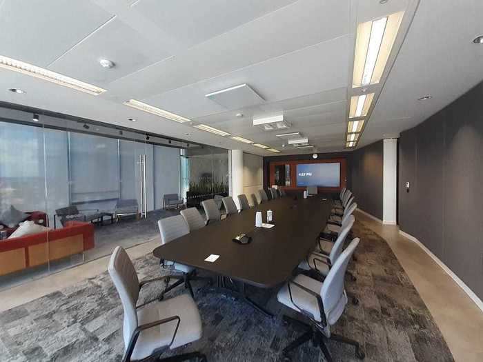 UVC disinfected meeting rooms