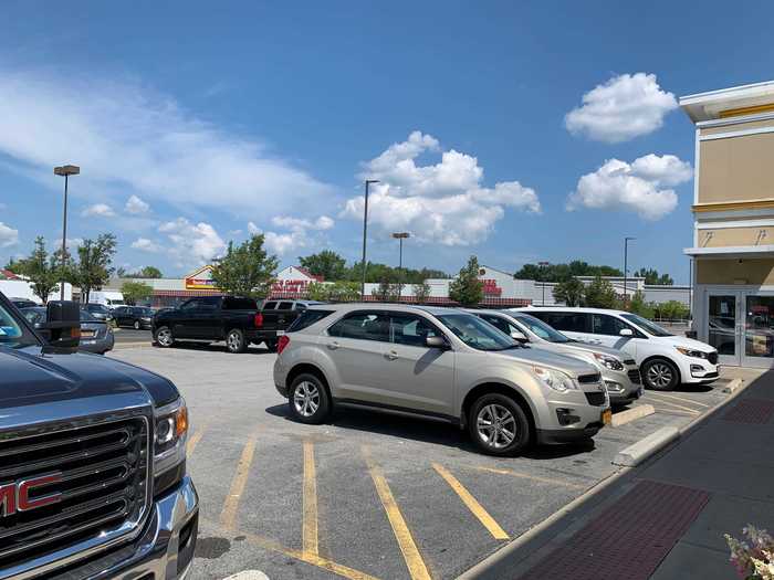 Though I went at about 11:30 am on a Wednesday, I was surprised to see how busy the restaurant was. The parking lot was at least half full.