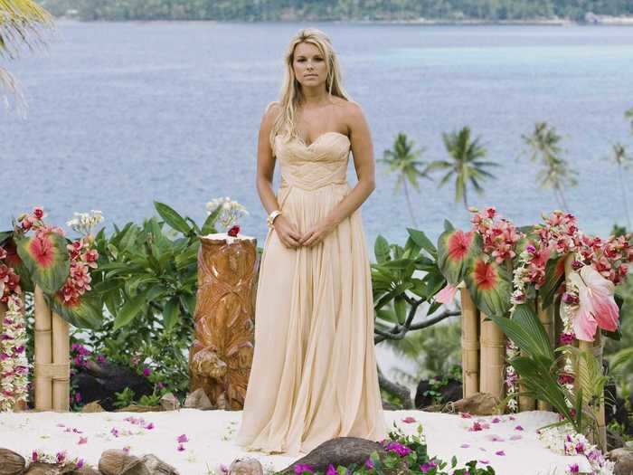Ali Fedotowsky opted for a pale gold/nude strapless dress for her Bora Bora finale in 2010.