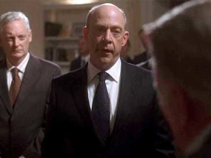 Before he was an Oscar winner, JK Simmons played Harry Ravitch, the Nuclear Regulatory Commission chairman in a pivotal episode in season seven.