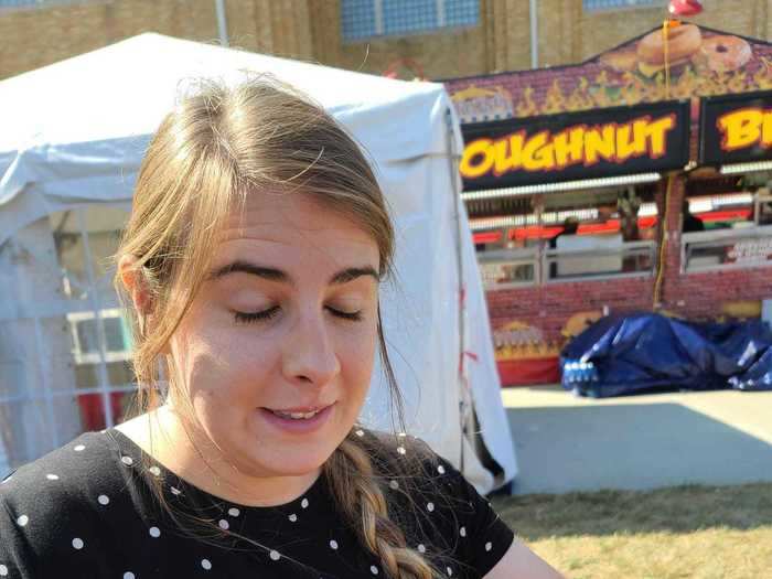 Of course, throughout the fair, we kept nibbling on different food items. To avoid overdoing it, I tried to stick to a strict policy of sampling everything and finishing nothing. But that